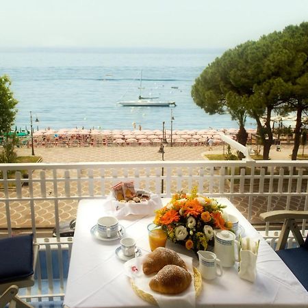 Hotel Pensione Reale Майорі Екстер'єр фото