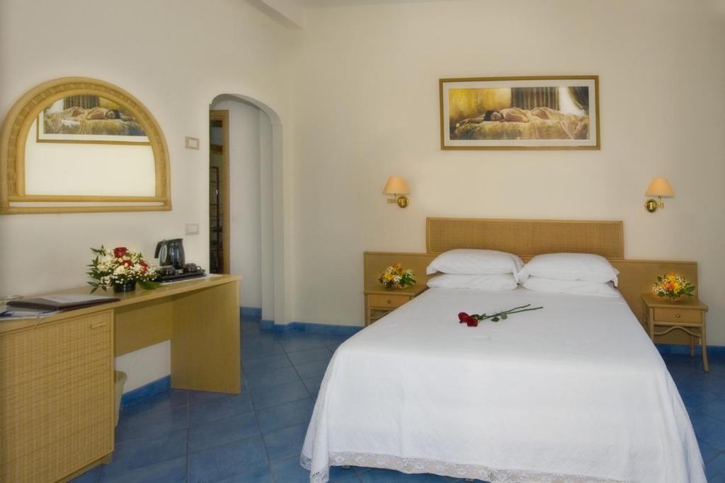 Hotel Pensione Reale Майорі Номер фото