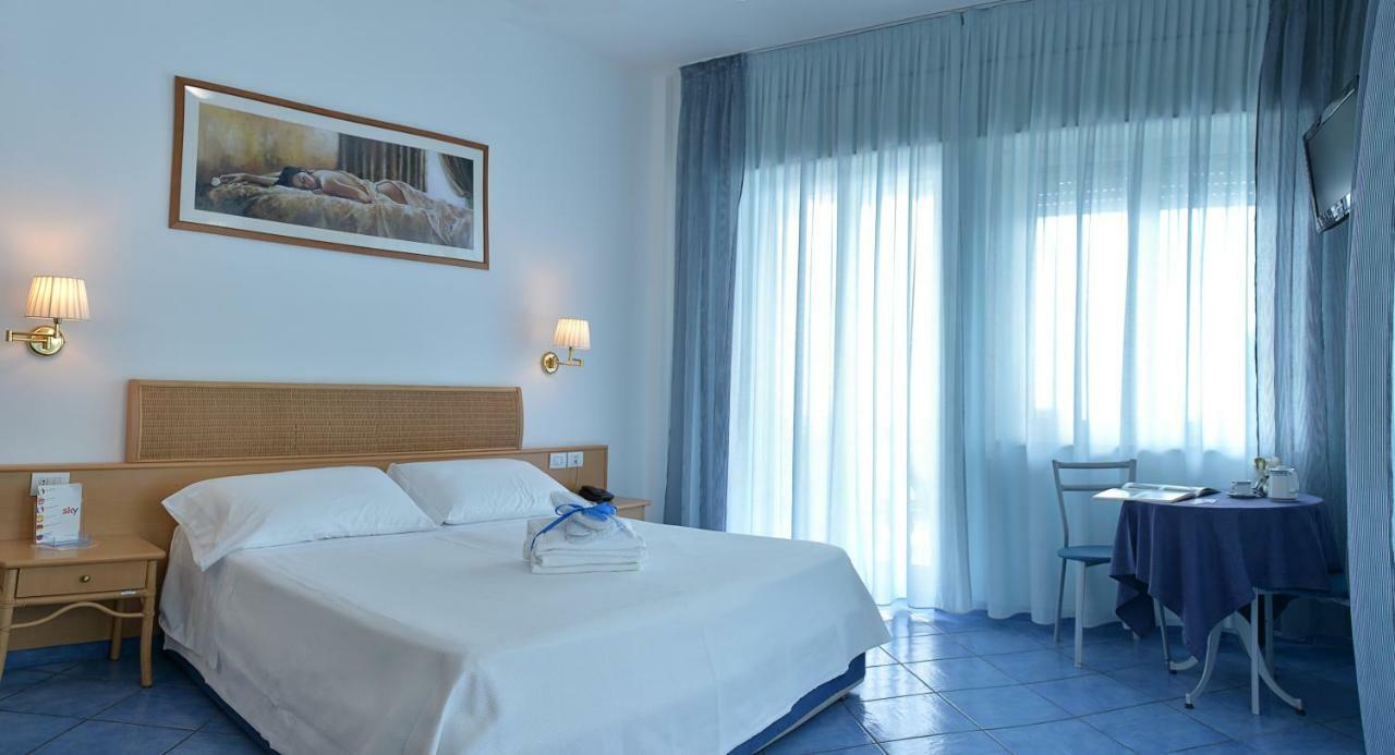 Hotel Pensione Reale Майорі Екстер'єр фото